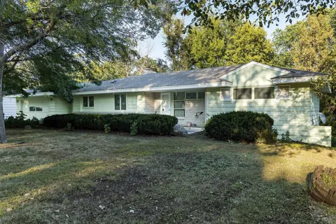 5521 Highwood Drive