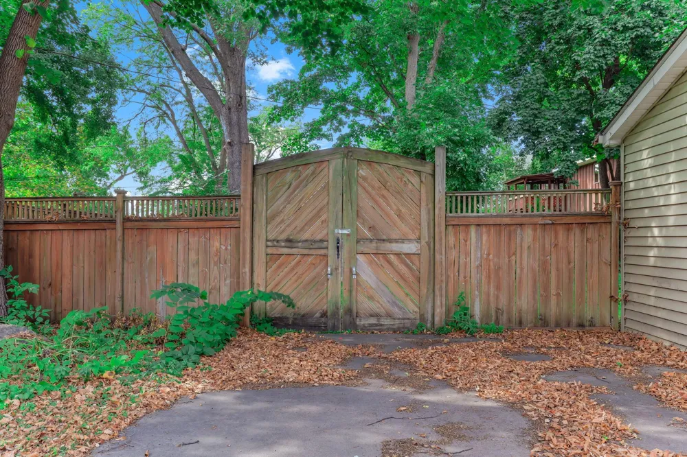 1102 Ramsey Street Hastings, MN 55033
