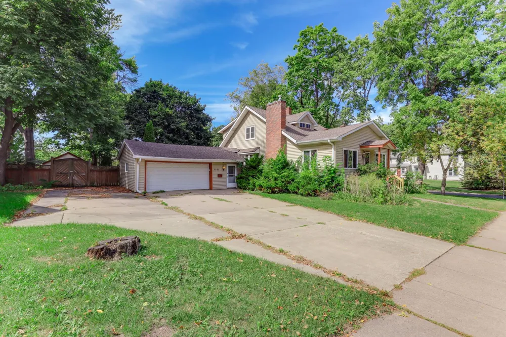 1102 Ramsey Street Hastings, MN 55033