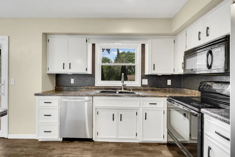 20615 207th Court W Lakeville, MN 55044