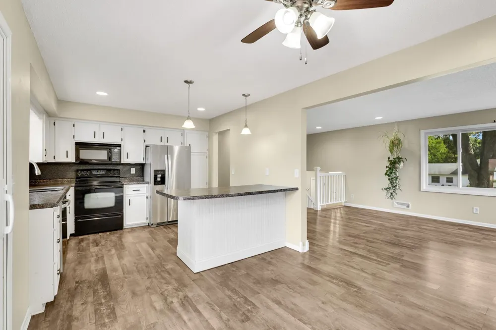 20615 207th Court W Lakeville, MN 55044