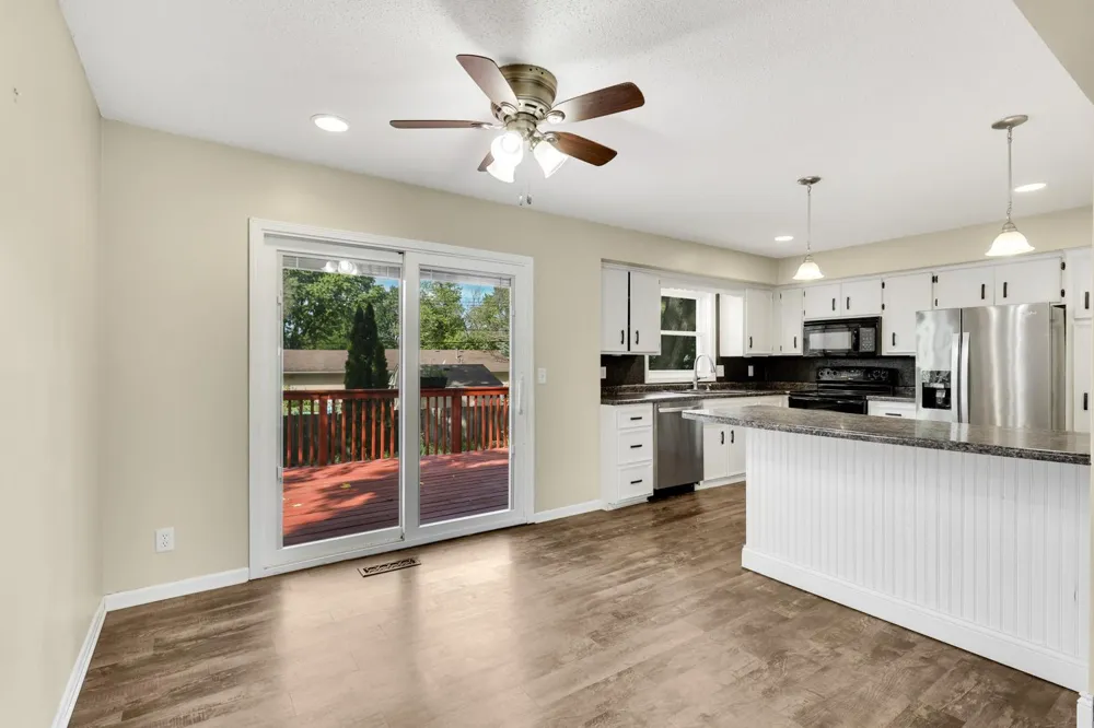 20615 207th Court W Lakeville, MN 55044