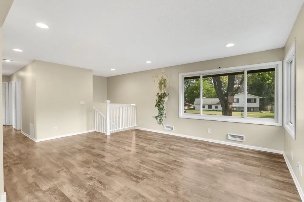 20615 207th Court W Lakeville, MN 55044