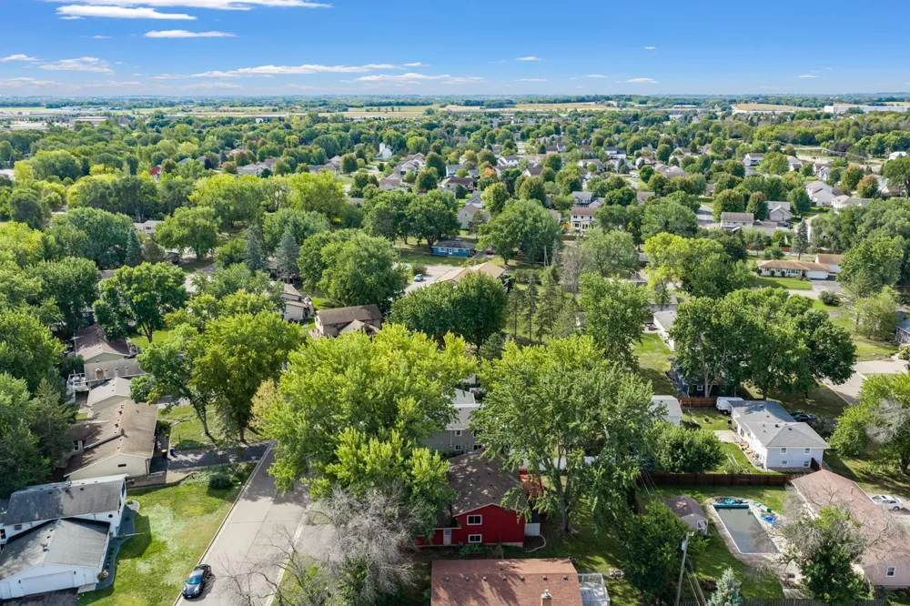 20615 207th Court W Lakeville, MN 55044
