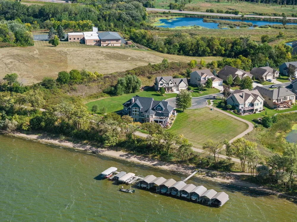 854 Beach Road Waconia, MN 55387
