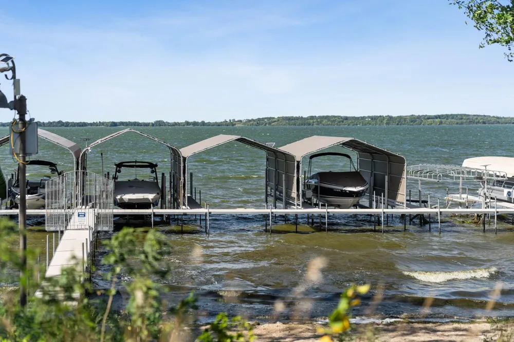 854 Beach Road Waconia, MN 55387