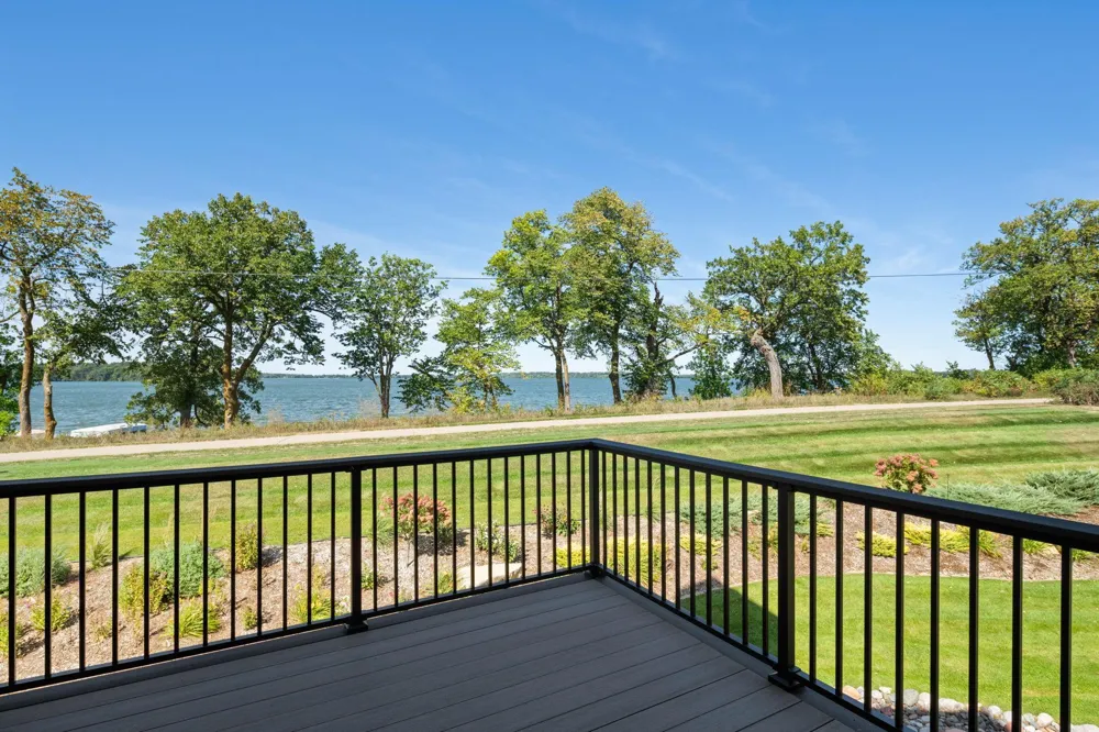 854 Beach Road Waconia, MN 55387