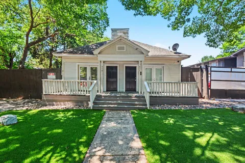 915 Annex Avenue