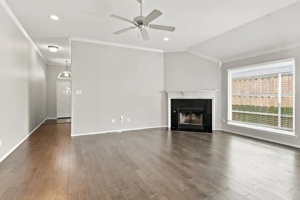9108 Saranac Trail Fort Worth, TX 76118