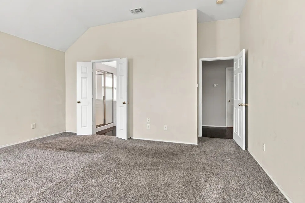 9108 Saranac Trail Fort Worth, TX 76118