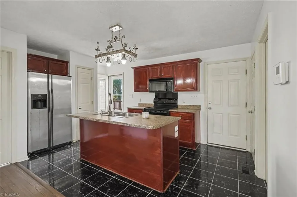 1015 Northview Drive Sanford, NC 27332