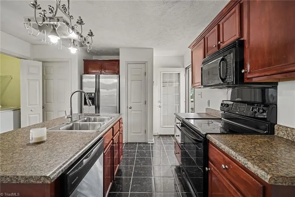 1015 Northview Drive Sanford, NC 27332