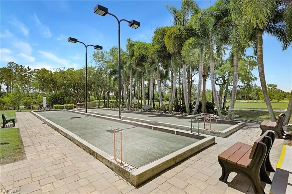 6780 Dennis Circle #M103 Naples, FL 34104