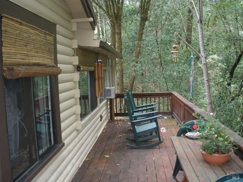 3323 Mill Creek Road Healdsburg, CA 95448