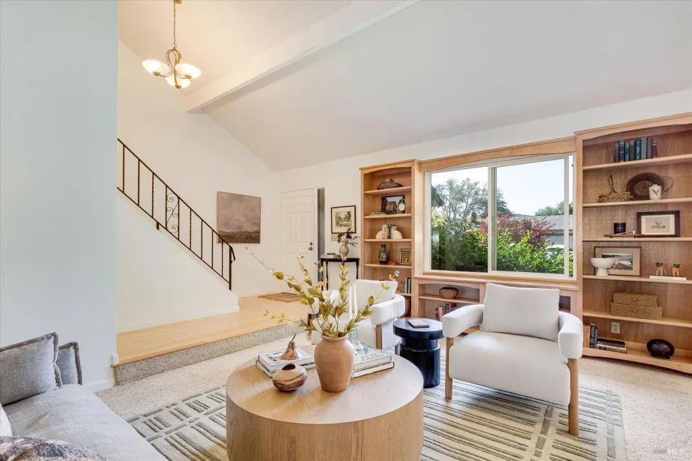 2140 Alejandro Drive Santa Rosa, CA 95405