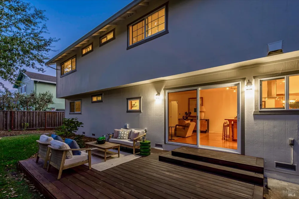 2140 Alejandro Drive Santa Rosa, CA 95405