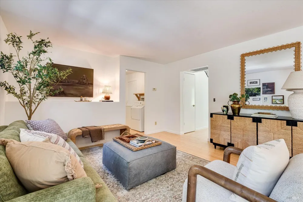 2140 Alejandro Drive Santa Rosa, CA 95405