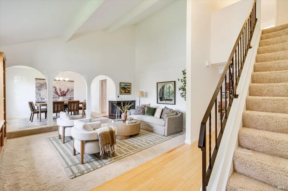 2140 Alejandro Drive Santa Rosa, CA 95405