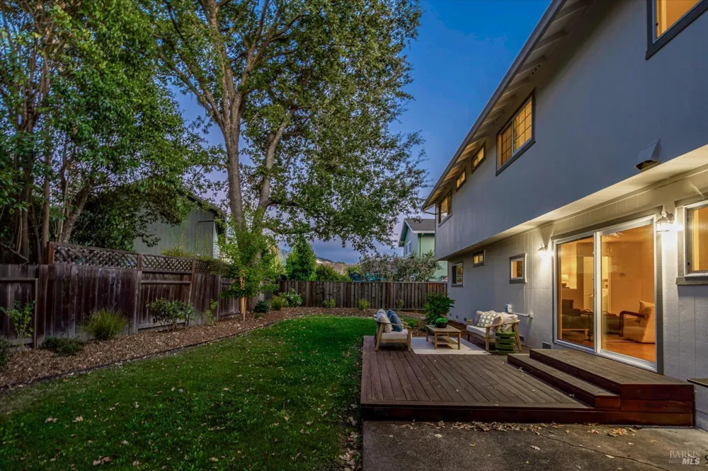 2140 Alejandro Drive Santa Rosa, CA 95405