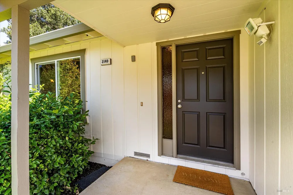 2140 Alejandro Drive Santa Rosa, CA 95405