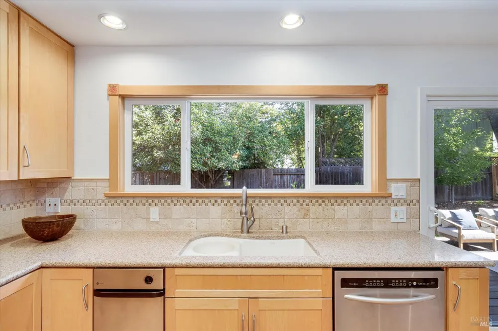 2140 Alejandro Drive Santa Rosa, CA 95405