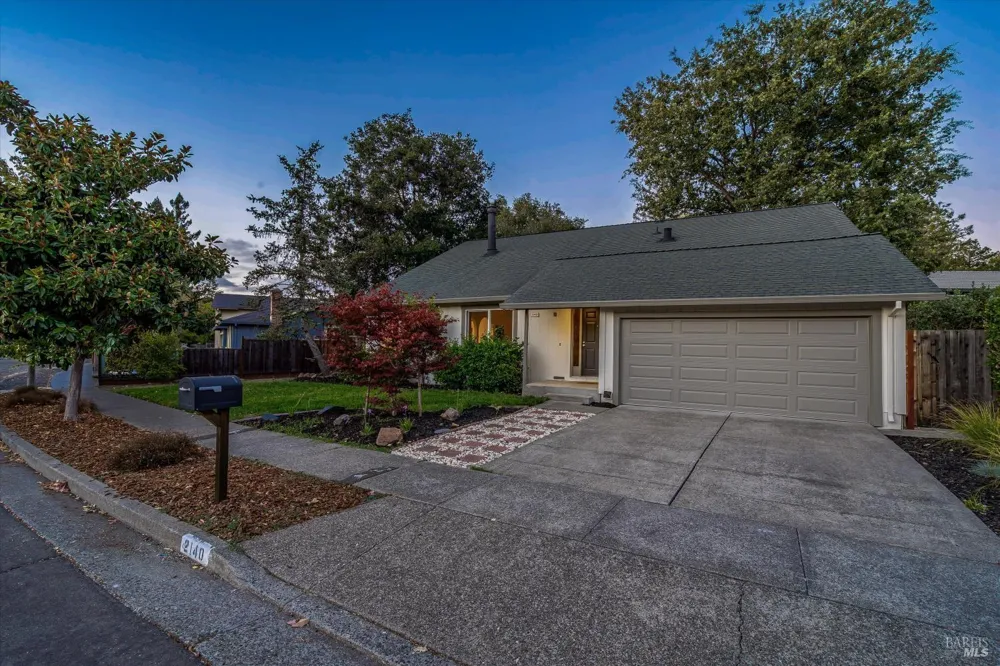 2140 Alejandro Drive Santa Rosa, CA 95405