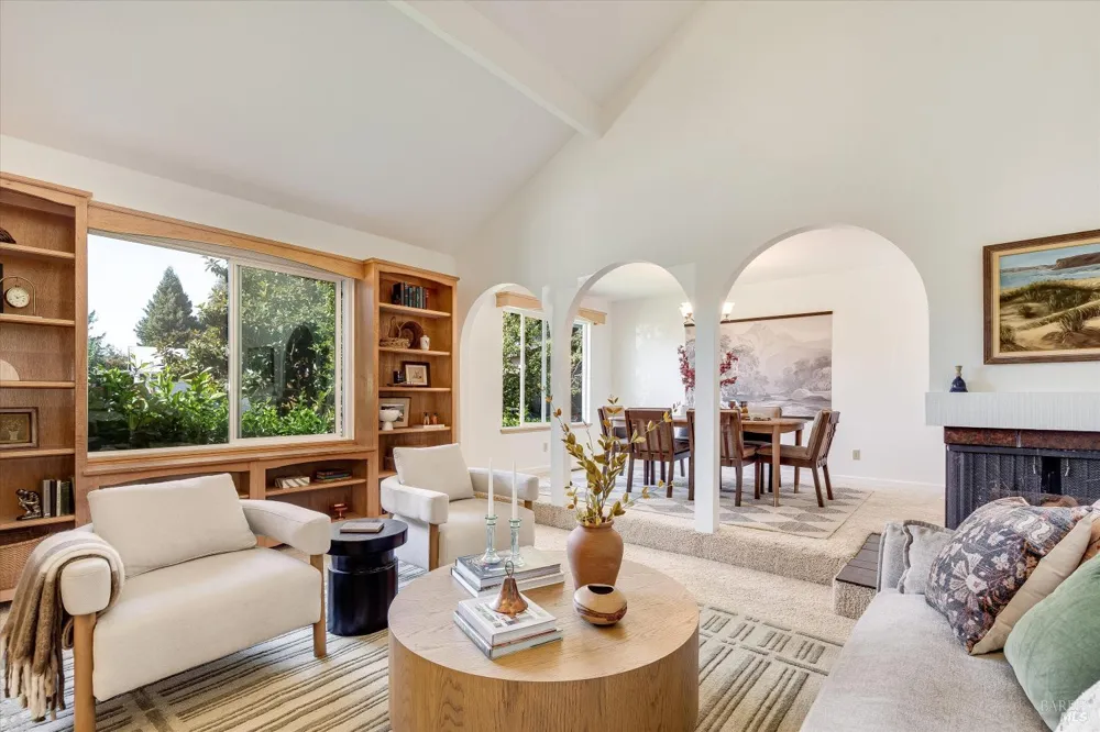 2140 Alejandro Drive Santa Rosa, CA 95405