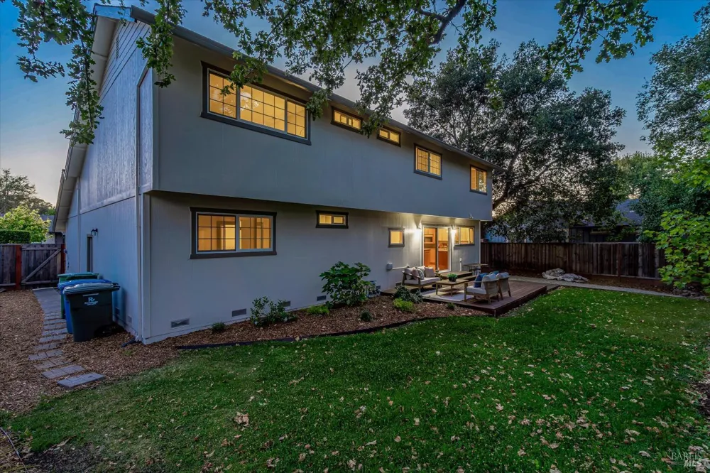 2140 Alejandro Drive Santa Rosa, CA 95405