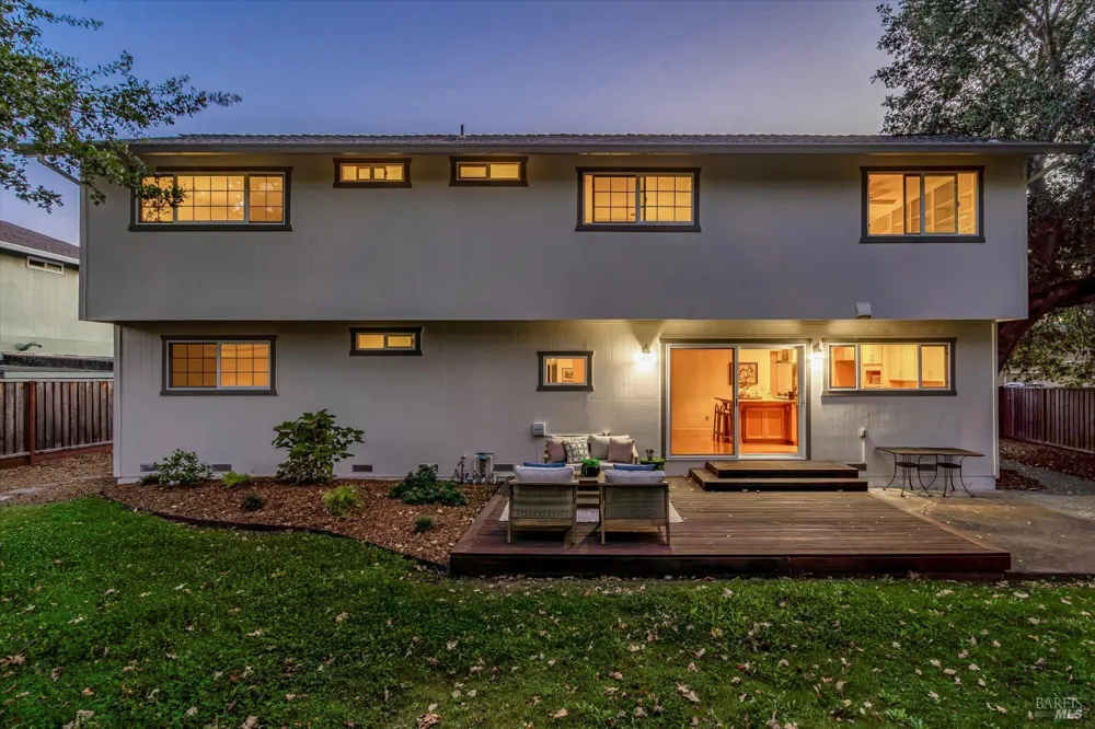 2140 Alejandro Drive Santa Rosa, CA 95405