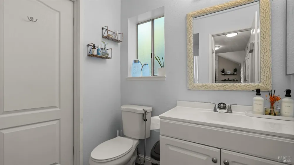796 Tulare Drive Vacaville, CA 95687