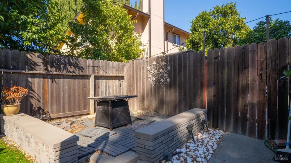 796 Tulare Drive Vacaville, CA 95687