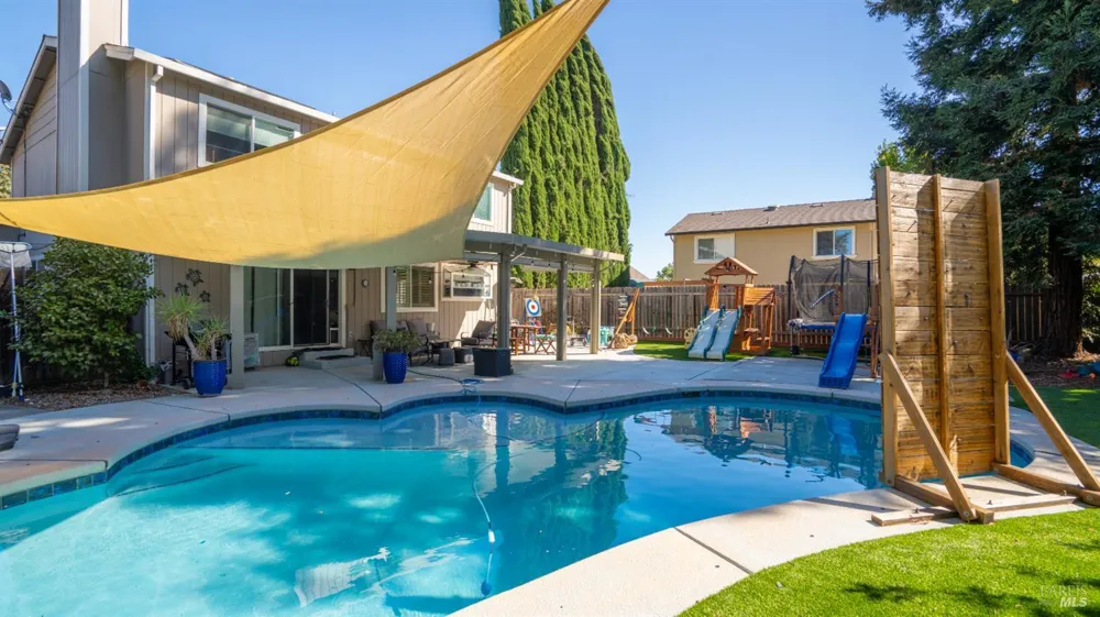 796 Tulare Drive Vacaville, CA 95687