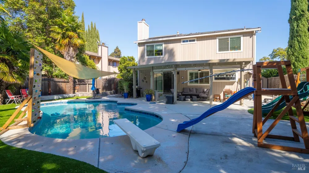 796 Tulare Drive Vacaville, CA 95687