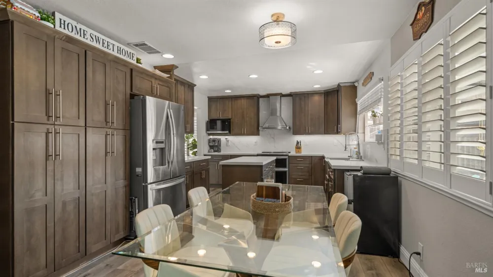 796 Tulare Drive Vacaville, CA 95687
