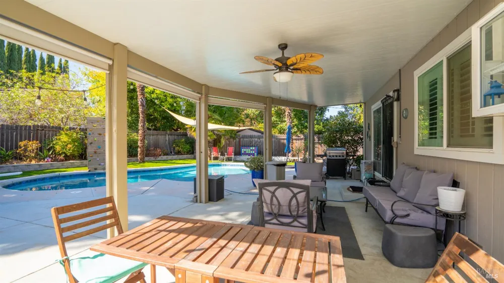 796 Tulare Drive Vacaville, CA 95687