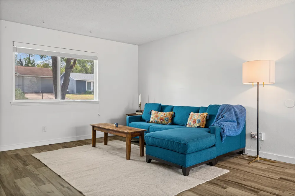 2808 Dillion Hill Drive Austin, TX 78745