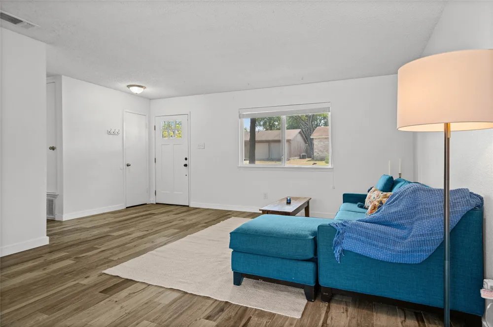 2808 Dillion Hill Drive Austin, TX 78745