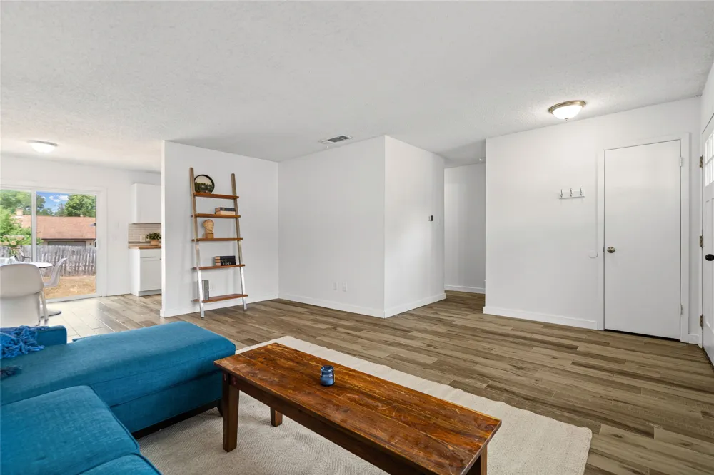 2808 Dillion Hill Drive Austin, TX 78745