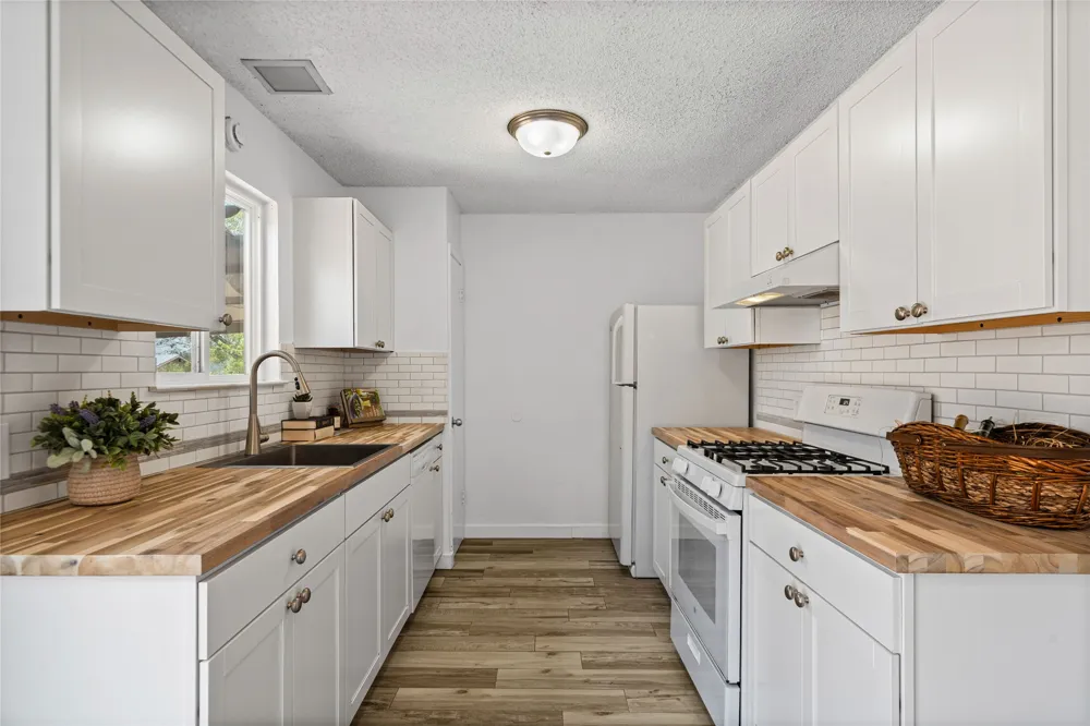 2808 Dillion Hill Drive Austin, TX 78745