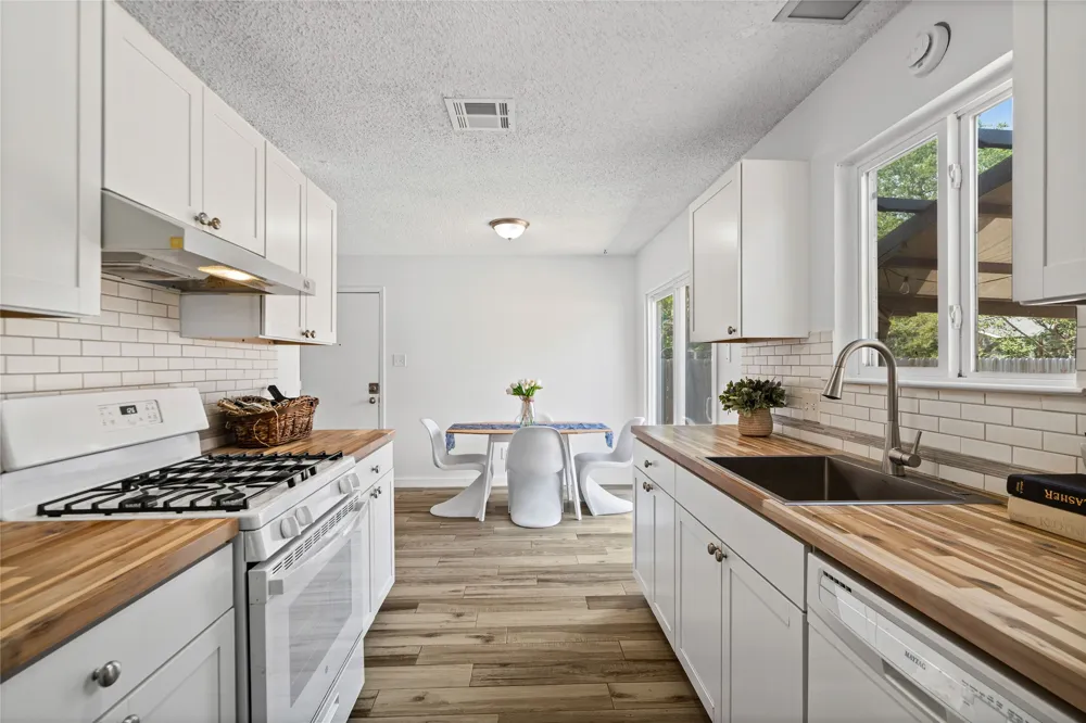 2808 Dillion Hill Drive Austin, TX 78745