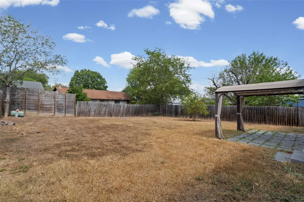 2808 Dillion Hill Drive Austin, TX 78745