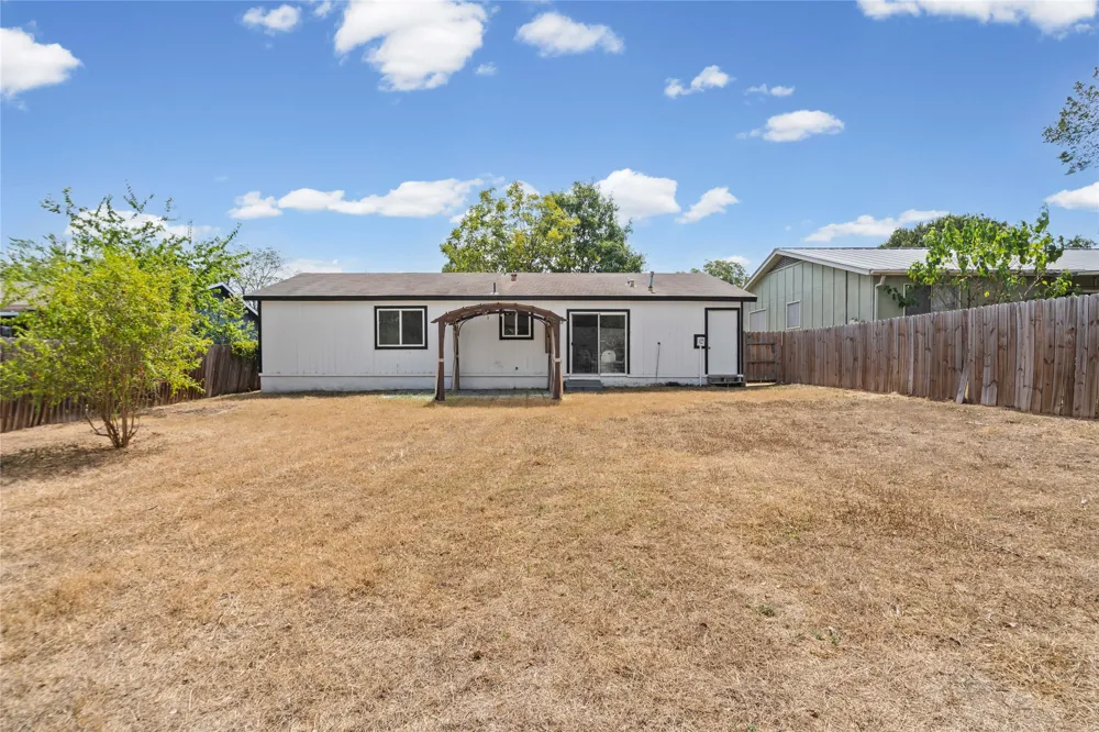 2808 Dillion Hill Drive Austin, TX 78745