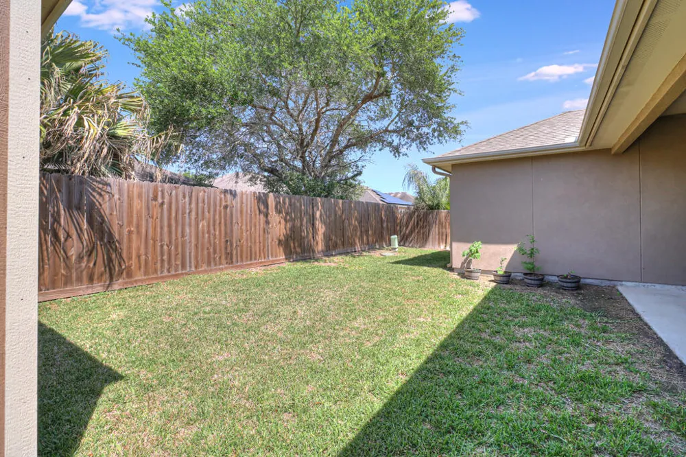 6514 Paddington Dr Corpus Christi, TX 78414