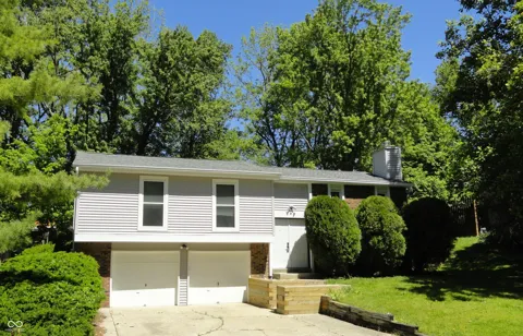 2306 Hawthorn Place