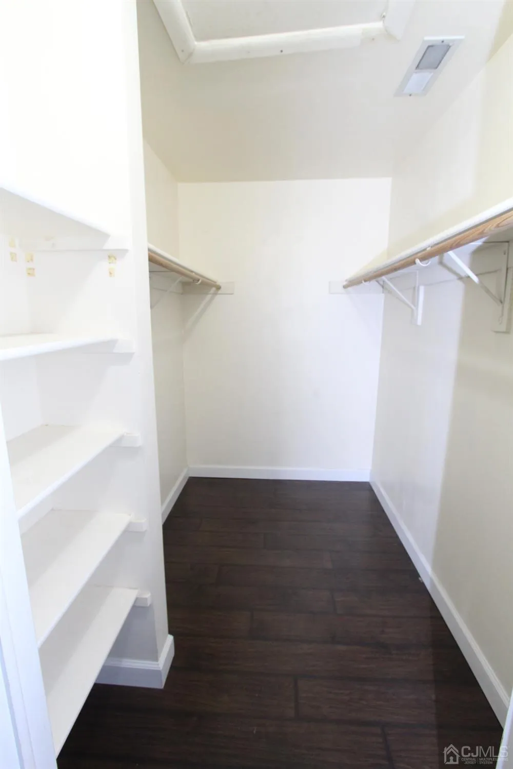 604 Ravens Crest Drive Plainsboro, NJ 08536