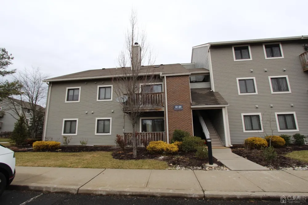 604 Ravens Crest Drive Plainsboro, NJ 08536