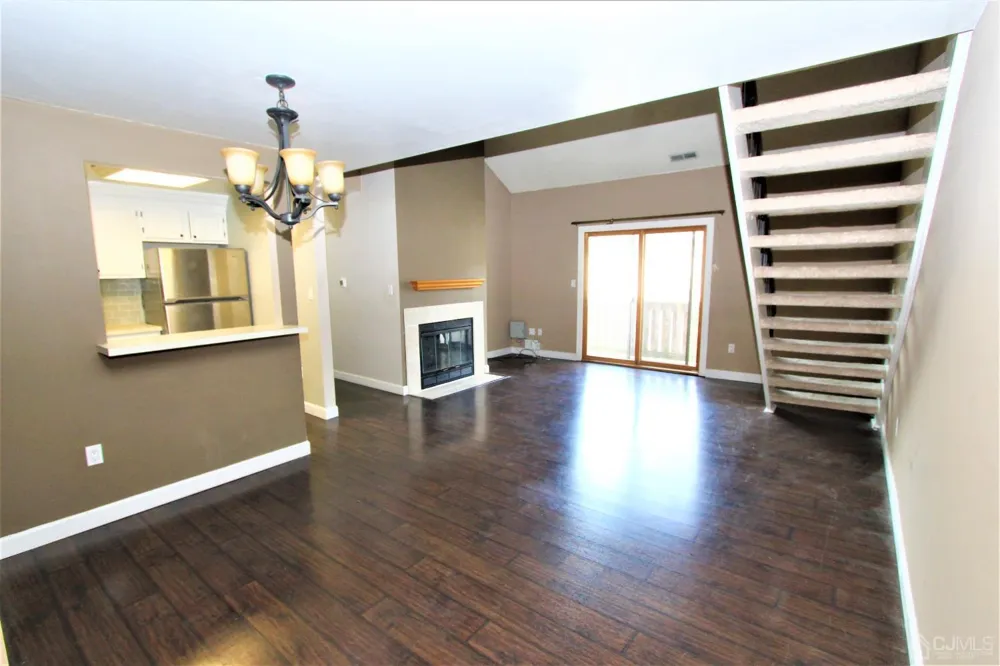 604 Ravens Crest Drive Plainsboro, NJ 08536