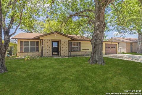 638 Prestwick Blvd Unit 1