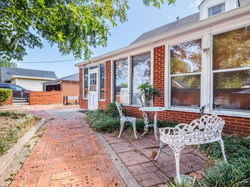 1016 W Walnut Coleman, TX 76834