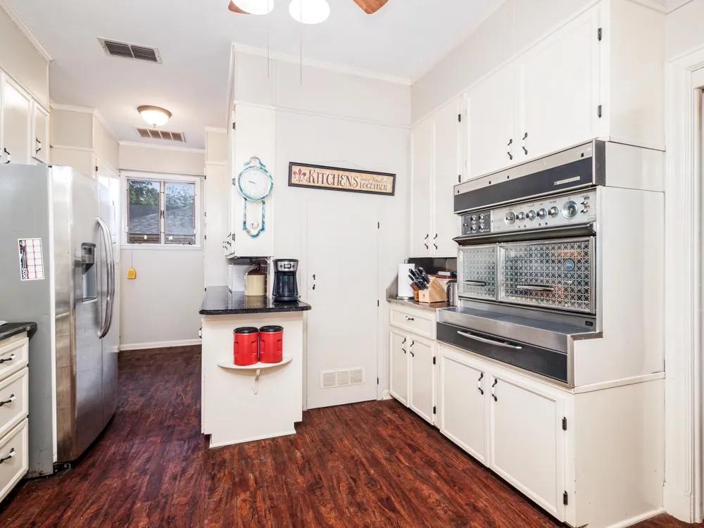 1016 W Walnut Coleman, TX 76834